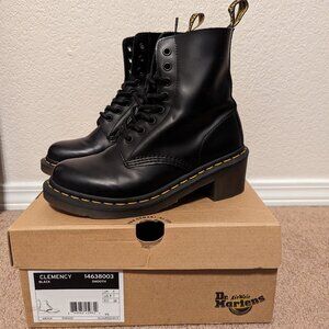 Dr. Martens clemency smooth leather heeled boot sz 7